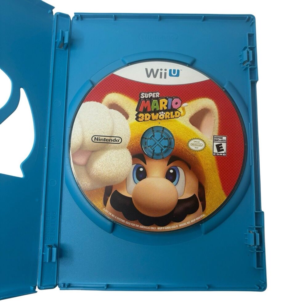 Super Mario 3D World (Nintendo Wii U, 2013) Disc Only